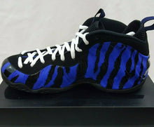 Load image into Gallery viewer, Air Foamposite One MT QS Memphis Tigers Mens RACER BLUE/WHITE-BLACK