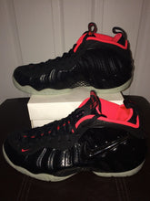 Load image into Gallery viewer, Air Foamposite Pro PRM Yeezy Mens BLACK/BLACK-LASER CRIMSON
